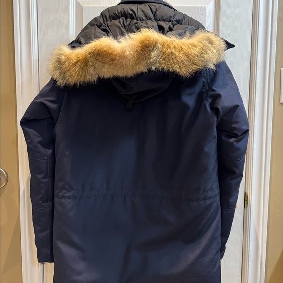 Men’s navy blue Canada Goose coat. Size medium. - Picture 2 of 10